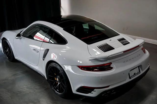 2019 Porsche 911 Turbo S