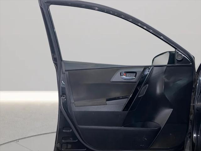 2016 Scion iM Base