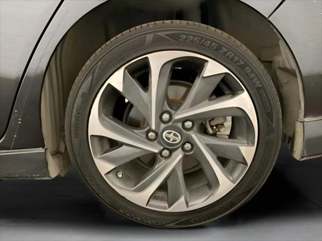 2016 Scion iM Base