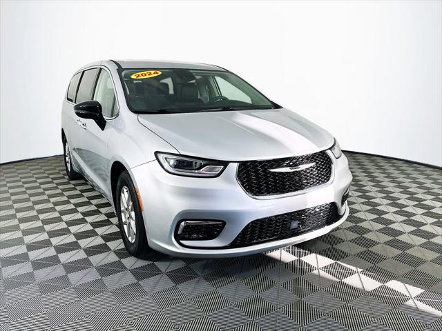 2024 Chrysler Pacifica Touring L 2024 Chrysler Pacifica Touring L