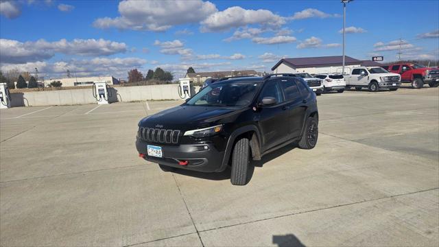 2019 Jeep Cherokee Trailhawk 4x4 2019 Jeep Cherokee Trailhawk 4x4