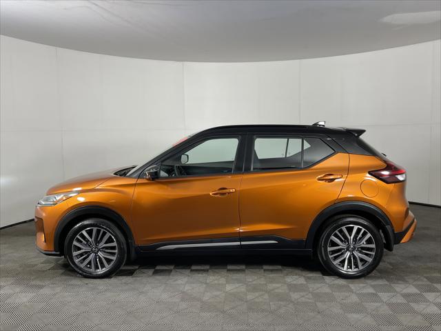 2021 Nissan Kicks SR 2021 Nissan Kicks SR