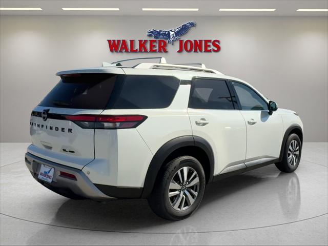 2023 Nissan Pathfinder SL 4WD 2023 Nissan Pathfinder SL 4WD