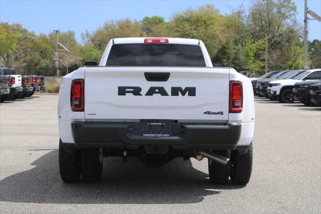 2026 RAM Ram 3500 RAM 3500 TRADESMAN CREW CAB 4X4 8 BOX