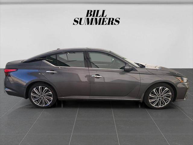2025 Nissan Altima SL FWD