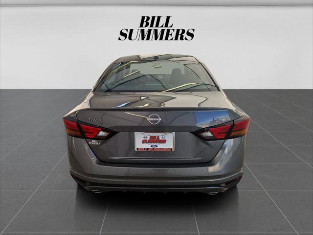 2025 Nissan Altima SL FWD