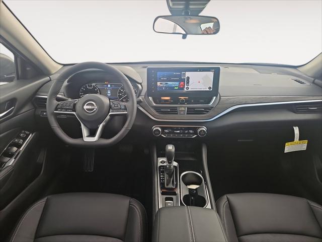 2025 Nissan Altima SL FWD