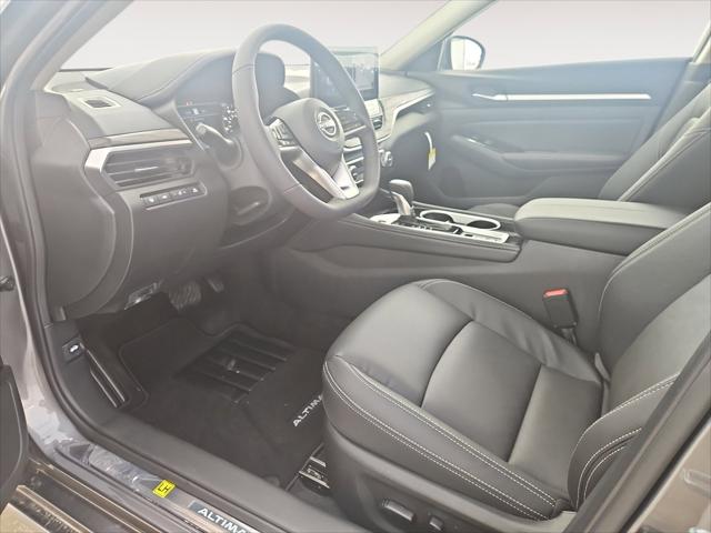 2025 Nissan Altima SL FWD