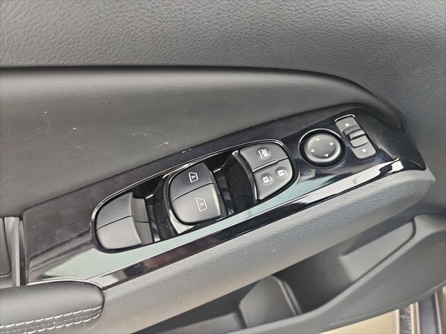 2025 Nissan Altima SL FWD