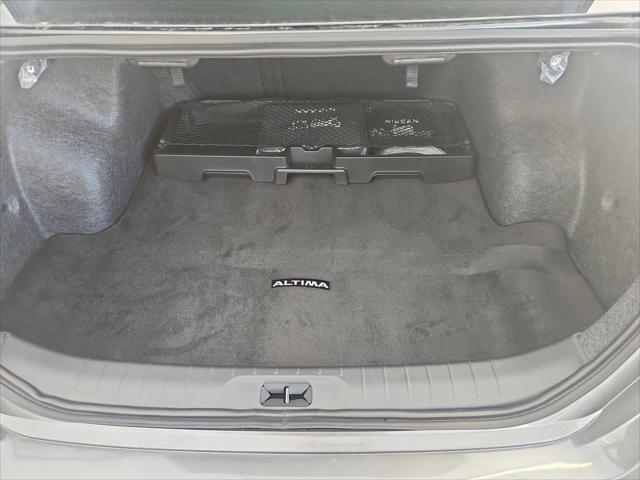 2025 Nissan Altima SL FWD