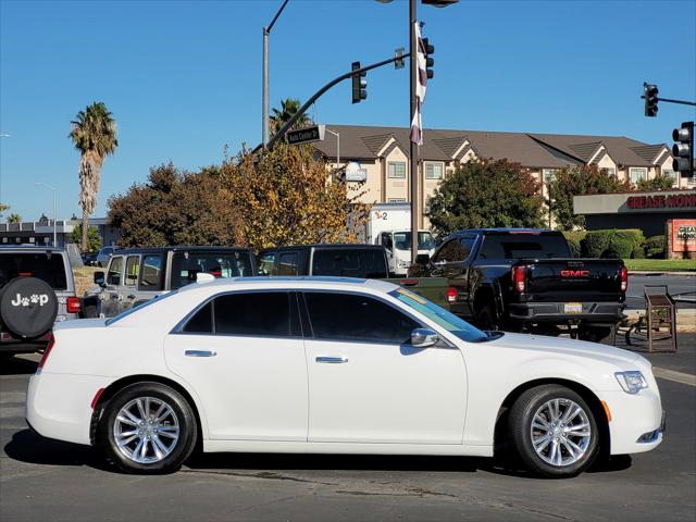2016 Chrysler 300C 300C 2016 Chrysler 300C 300C