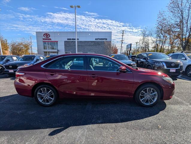 2016 Toyota Camry SE
