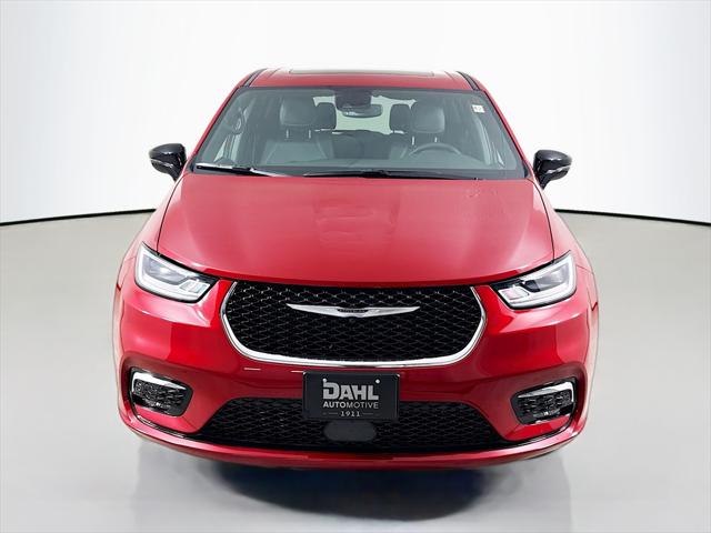 2026 Chrysler Pacifica PACIFICA SELECT AWD