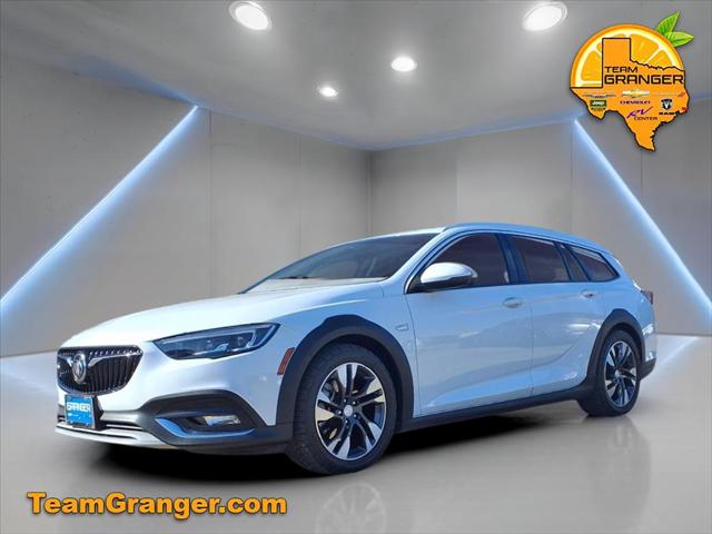 2018 Buick Regal TourX Essence