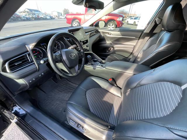 2021 Toyota Camry SE Hybrid