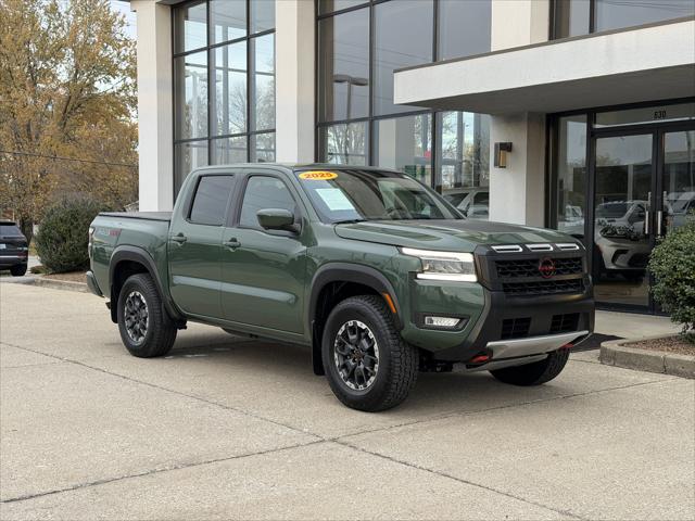 2025 Nissan Frontier Crew Cab PRO-4X 4x4 2025 Nissan Frontier Crew Cab PRO-4X 4x4