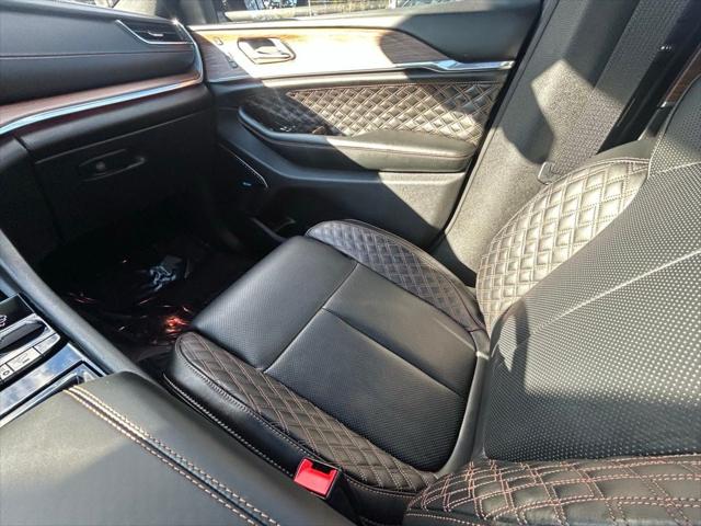 2024 Jeep Grand Cherokee Summit 4x4 2024 Jeep Grand Cherokee Summit 4x4