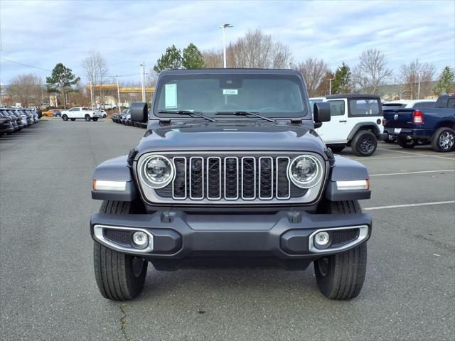 2025 Jeep Wrangler 4-Door Sahara 4x4