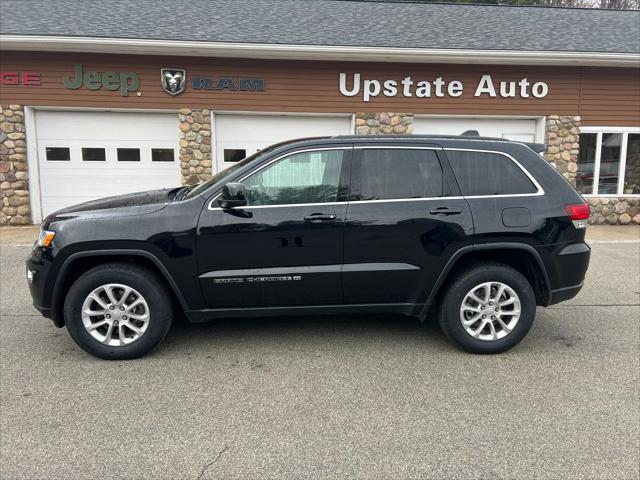 2022 Jeep Grand Cherokee Laredo E 4x4