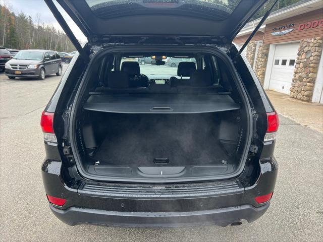 2022 Jeep Grand Cherokee Laredo E 4x4