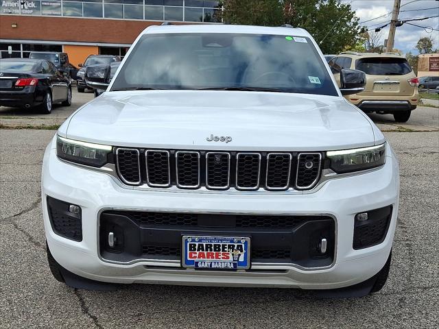 2022 Jeep Grand Cherokee Overland 4x4 2022 Jeep Grand Cherokee Overland 4x4