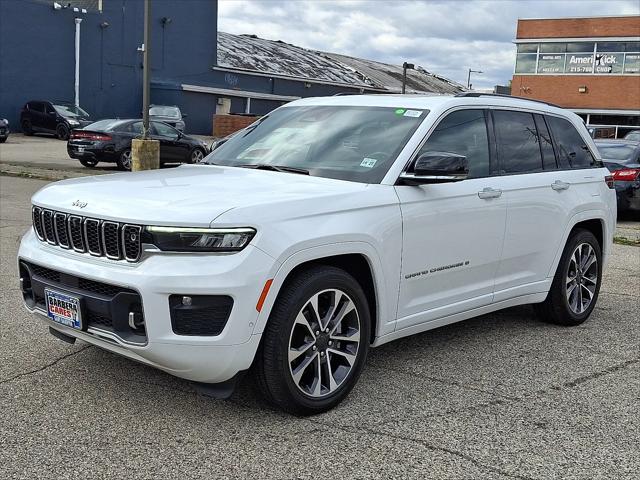 2022 Jeep Grand Cherokee Overland 4x4 2022 Jeep Grand Cherokee Overland 4x4