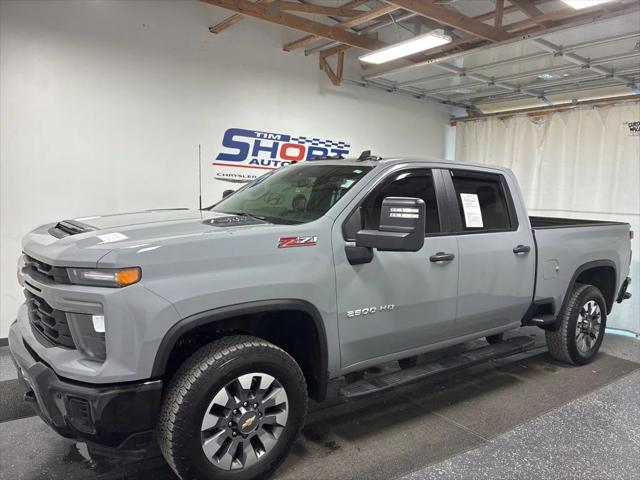 2025 Chevrolet Silverado 2500HD 4WD Crew Cab Standard Bed Custom