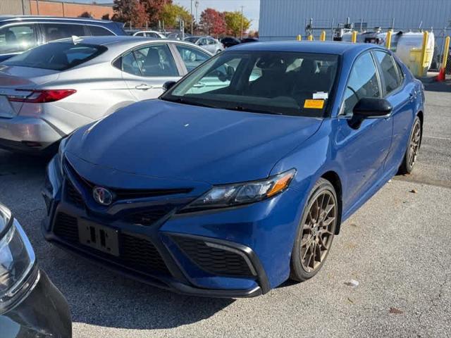 2023 Toyota Camry SE Nightshade Edition Hybrid 2023 Toyota Camry SE Nightshade Edition Hybrid