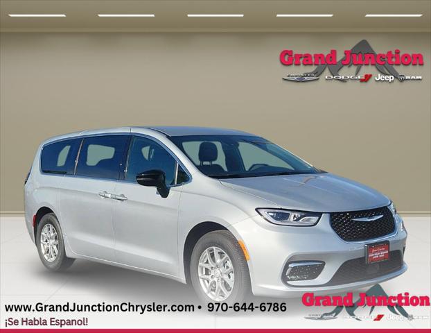 2026 Chrysler Pacifica Select for sale in Grand Junction, CO