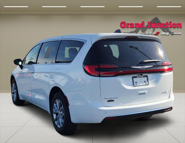 2026 Chrysler Pacifica Limited AWD