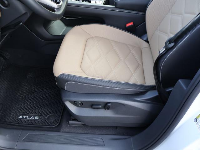 2026 Volkswagen Atlas Cross Sport 2.0T SE