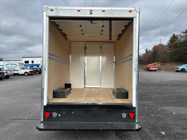 2025 Chevrolet Express Cutaway Work Van