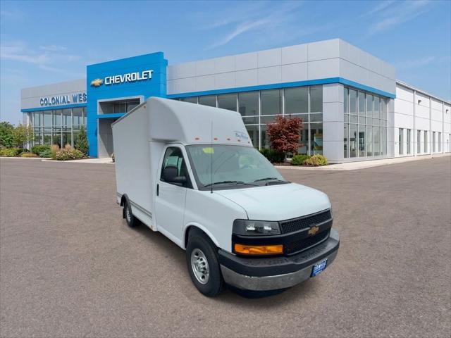 2025 Chevrolet Express Cutaway Work Van
