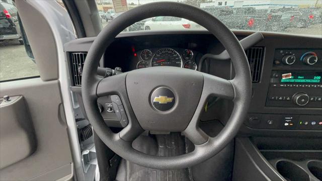 2025 Chevrolet Express Cutaway Work Van