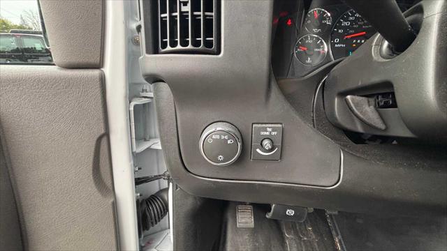 2025 Chevrolet Express Cutaway Work Van