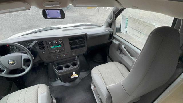 2025 Chevrolet Express Cutaway Work Van
