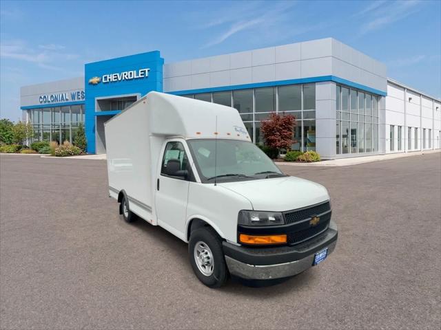 2025 Chevrolet Express Cutaway Work Van