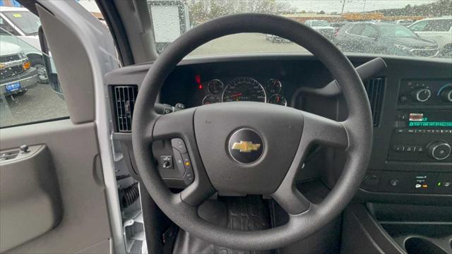 2025 Chevrolet Express Cutaway Work Van