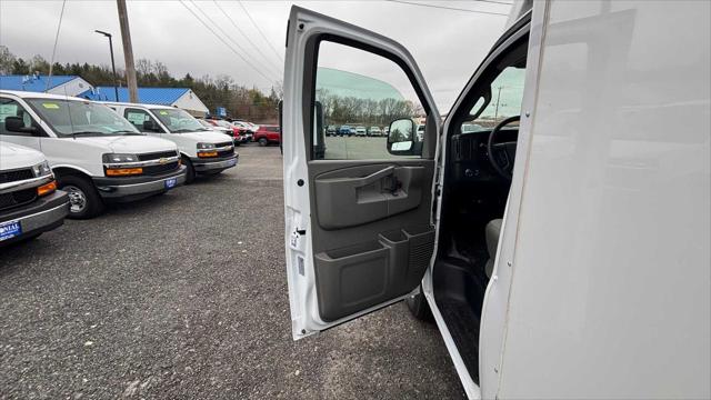 2025 Chevrolet Express Cutaway Work Van