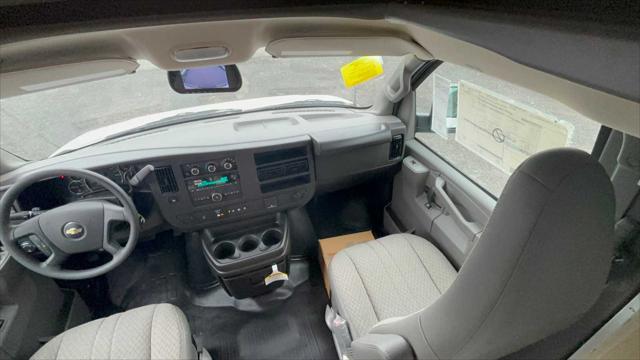 2025 Chevrolet Express Cutaway Work Van
