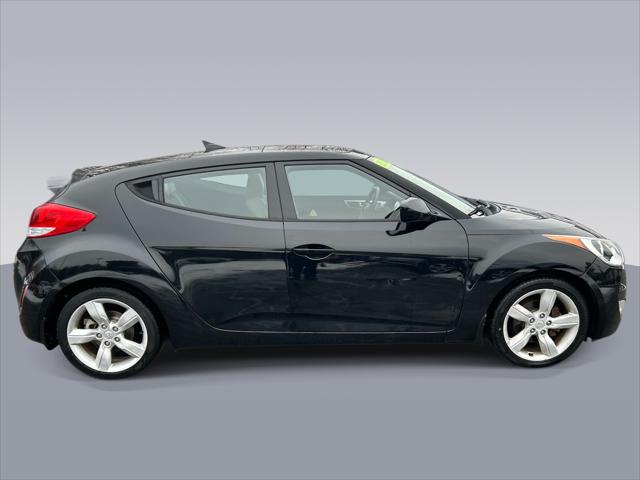 2014 Hyundai Veloster Base w/Gray A6