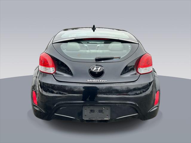 2014 Hyundai Veloster Base w/Gray A6