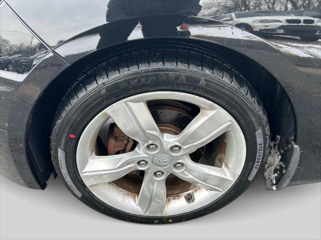 2014 Hyundai Veloster Base w/Gray A6