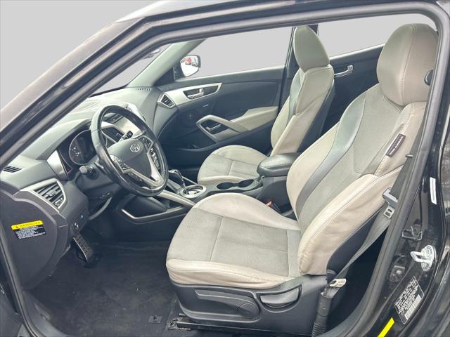 2014 Hyundai Veloster Base w/Gray A6