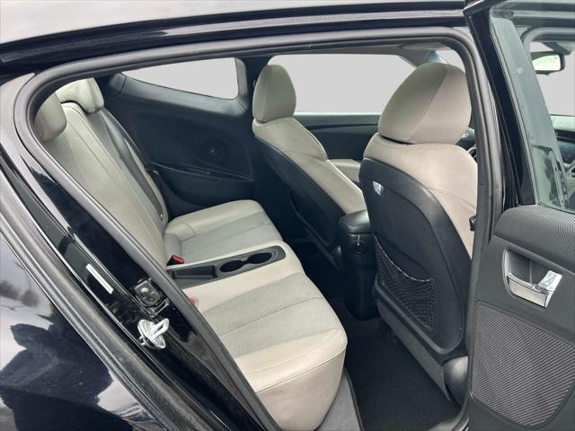 2014 Hyundai Veloster Base w/Gray A6