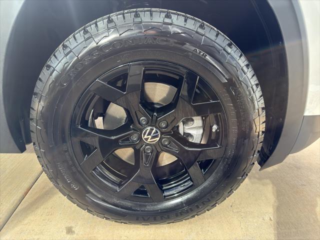 2026 Volkswagen Atlas 2.0T Peak Edition