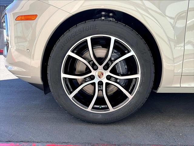 2026 Porsche Cayenne Unknown