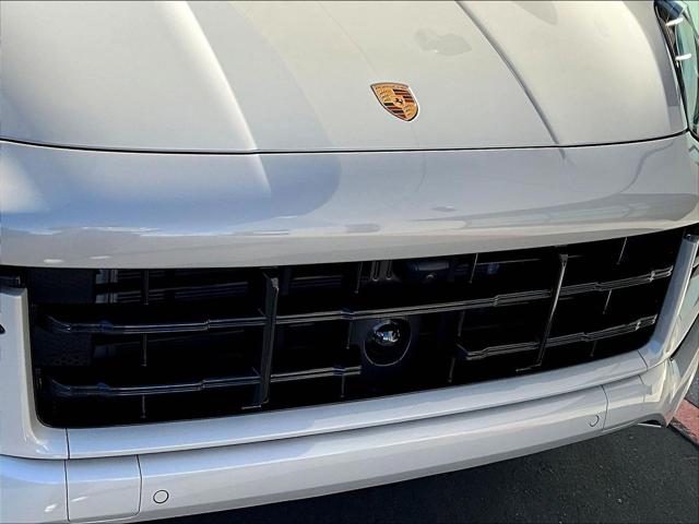 2026 Porsche Cayenne Unknown