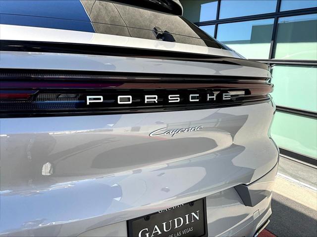 2026 Porsche Cayenne Unknown