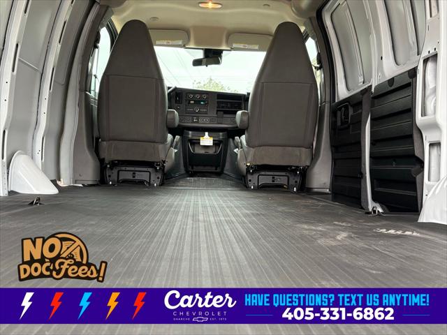 2025 Chevrolet Express Cargo Van RWD 2500 Regular Wheelbase WT